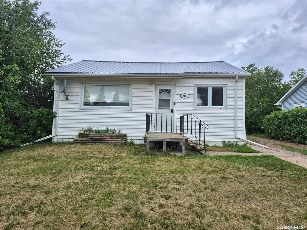 209 Prairie Street Yellow Grass SK S0G 5J0