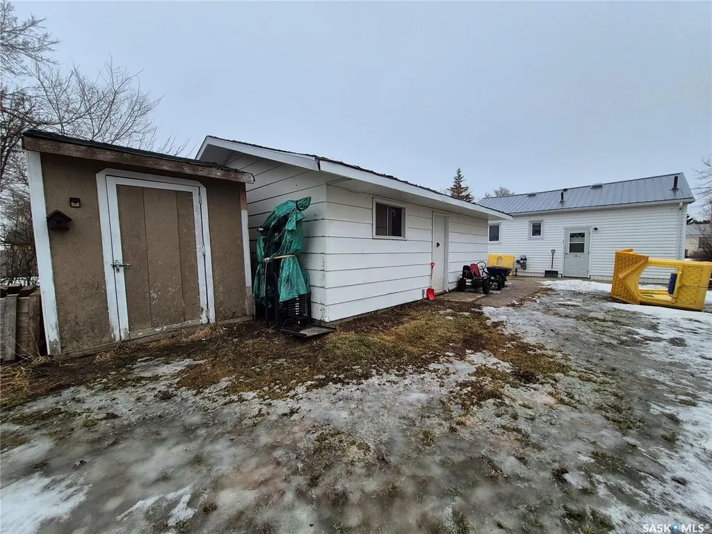 209 Prairie Street Yellow Grass SK S0G 5J0