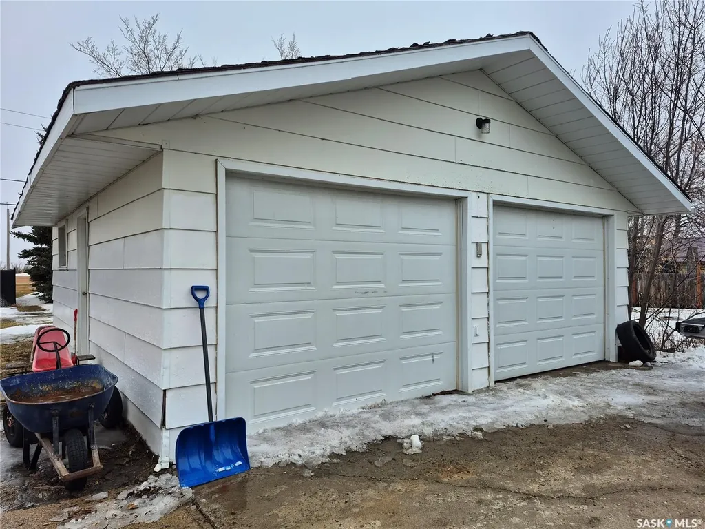 209 Prairie Street Yellow Grass SK S0G 5J0