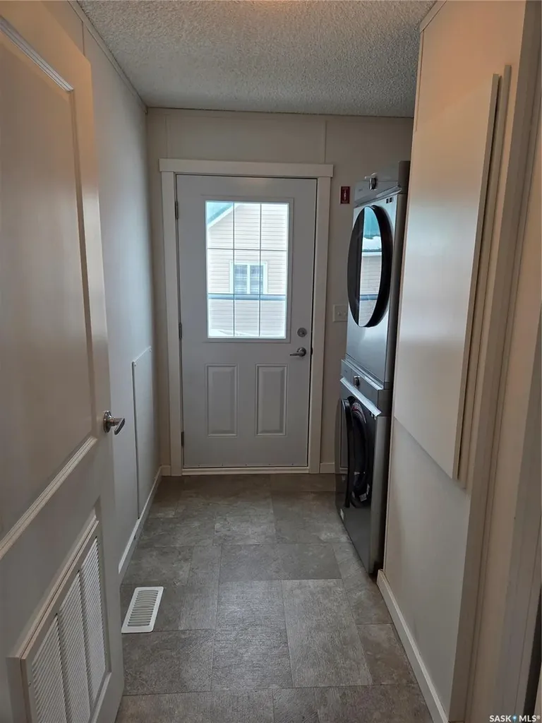 413 Railway Street Kipling SK S0G 2S0