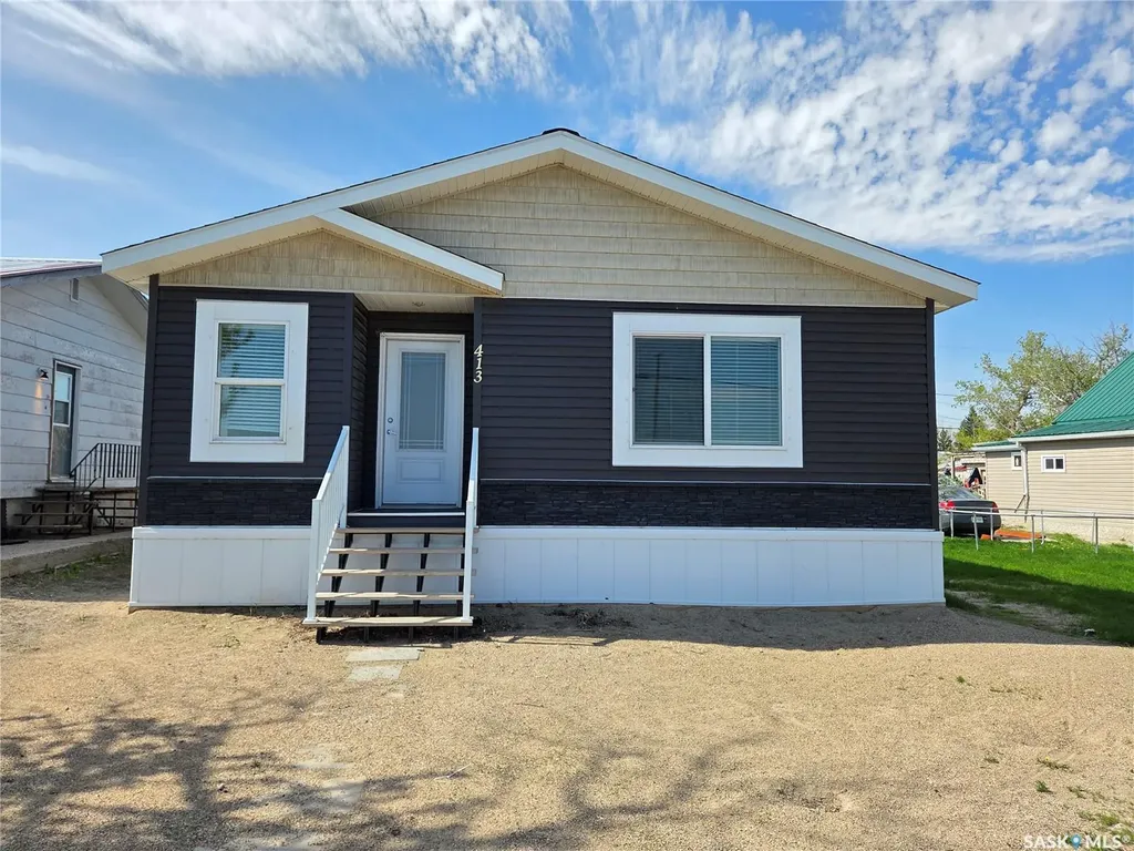 413 Railway Street Kipling SK S0G 2S0