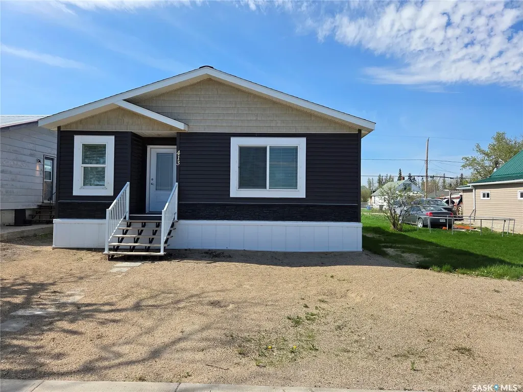 413 Railway Street Kipling SK S0G 2S0