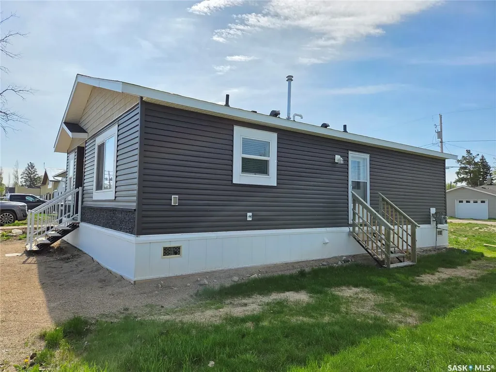 413 Railway Street Kipling SK S0G 2S0