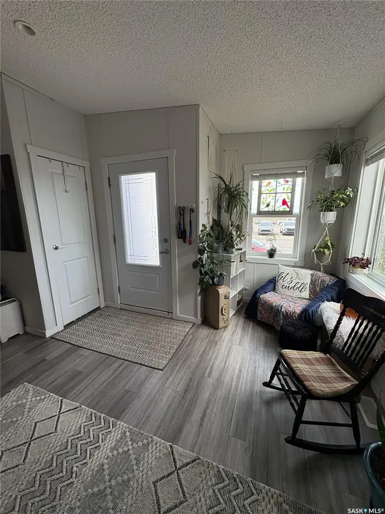 413 Railway Street Kipling SK S0G 2S0