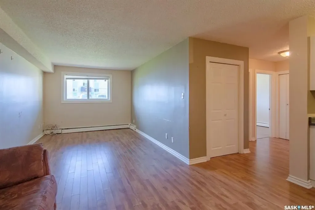 525 X Avenue S Saskatoon SK S7M 4P8