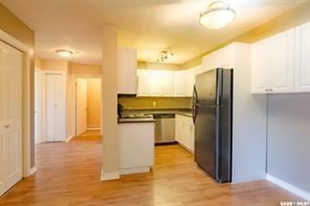 525 X Avenue S Saskatoon SK S7M 4P8