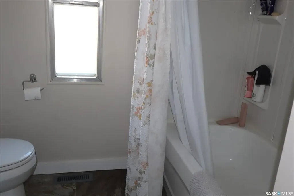 68 Sunrise Estates Assiniboia SK S0H 0B0