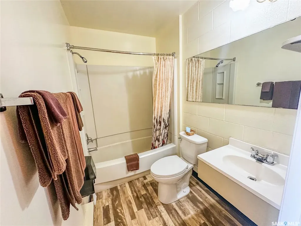 1041 Kaiser William Avenue Langenburg SK S0A 2A0
