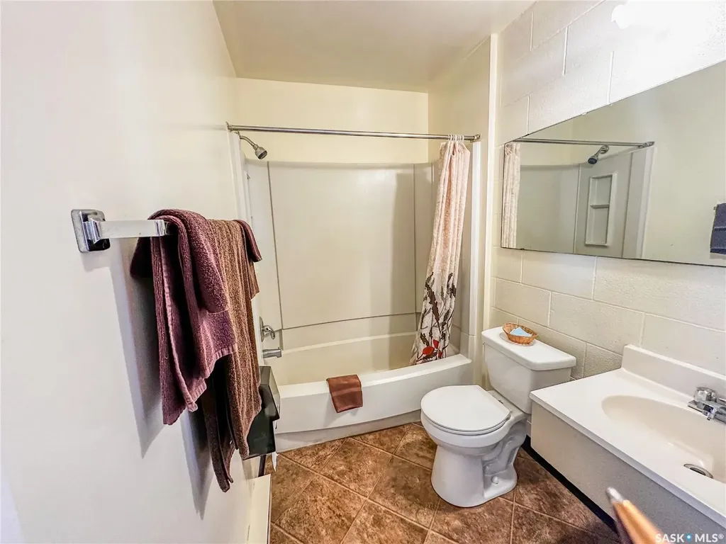 1041 Kaiser William Avenue Langenburg SK S0A 2A0