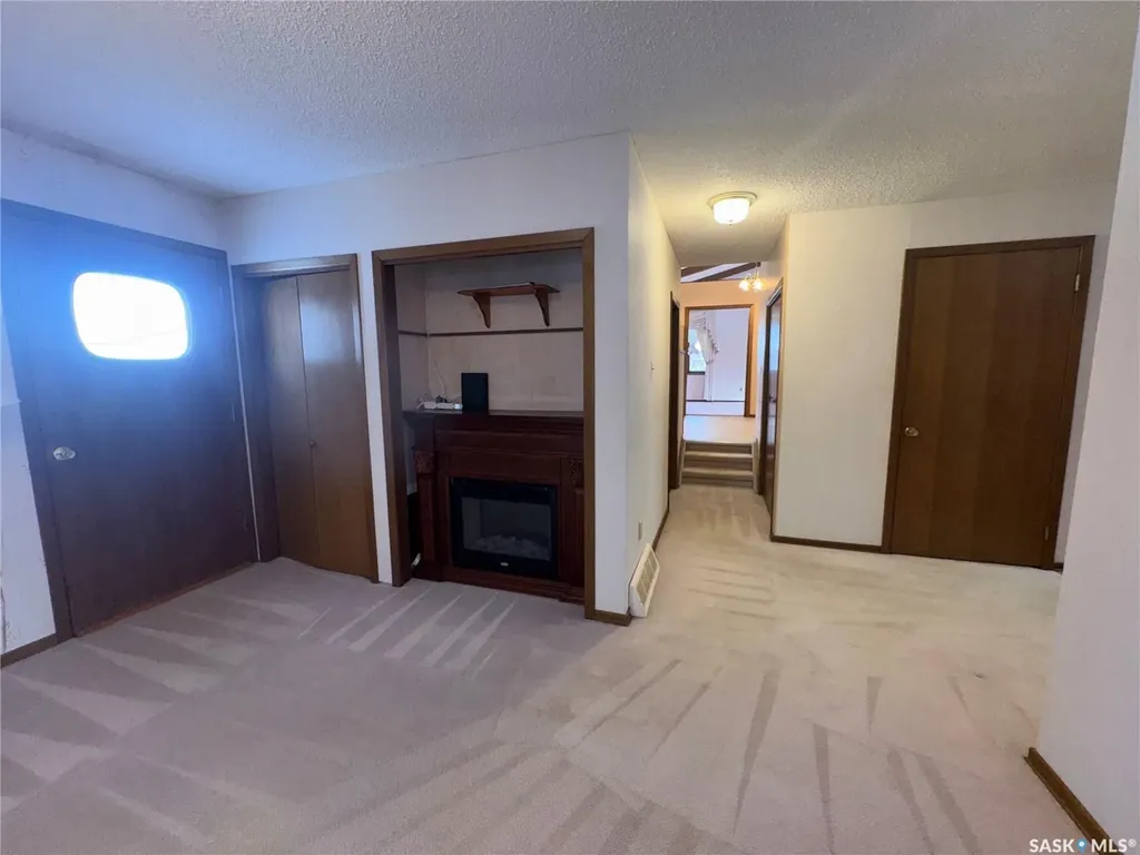 503 7th Avenue W Biggar SK S0K 0M0