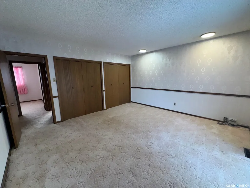 503 7th Avenue W Biggar SK S0K 0M0