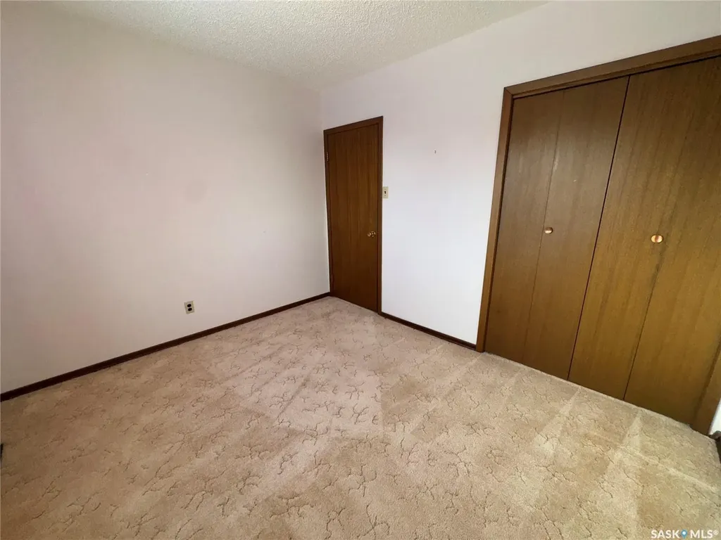 503 7th Avenue W Biggar SK S0K 0M0