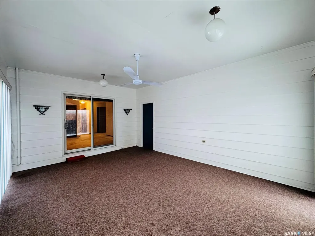 503 7th Avenue W Biggar SK S0K 0M0