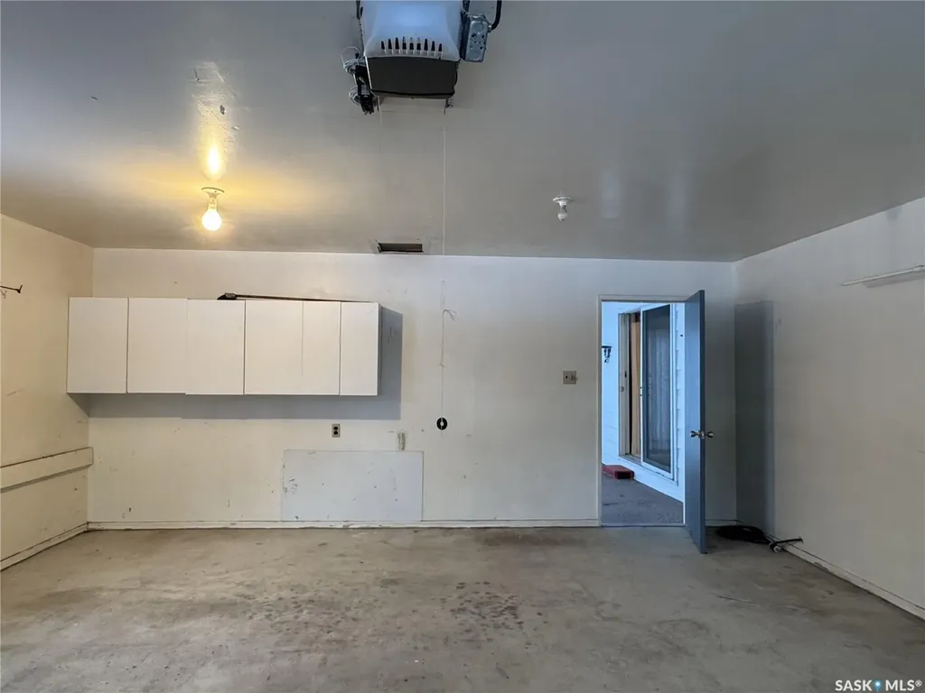 503 7th Avenue W Biggar SK S0K 0M0