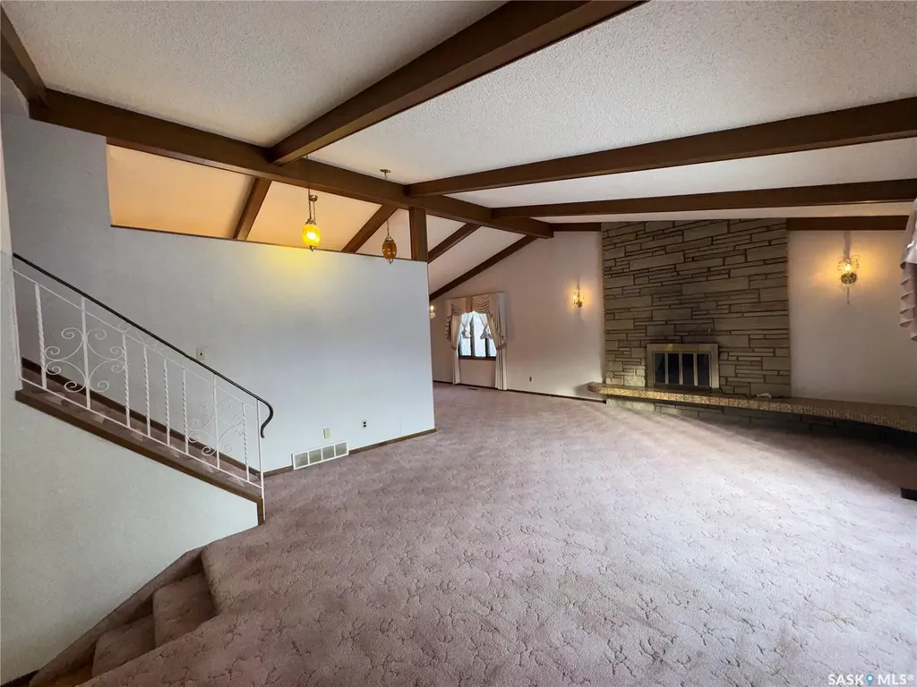 503 7th Avenue W Biggar SK S0K 0M0