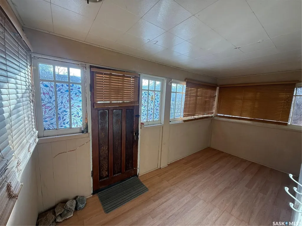 308 5th Avenue W Assiniboia SK S0H 0B0