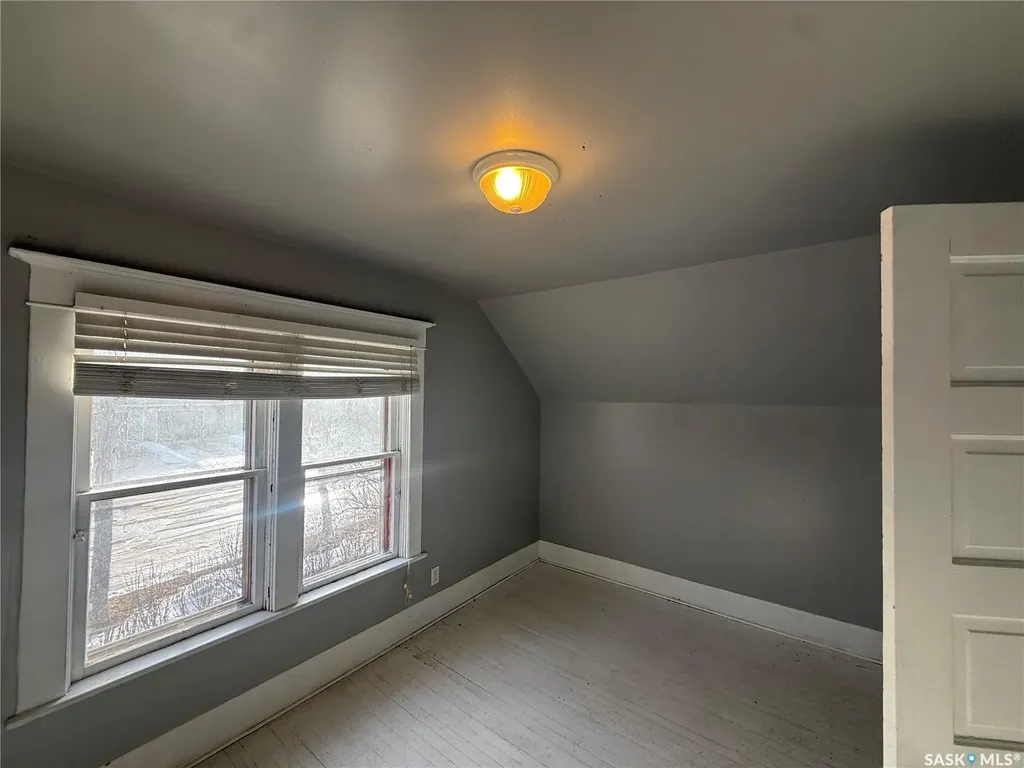 308 5th Avenue W Assiniboia SK S0H 0B0