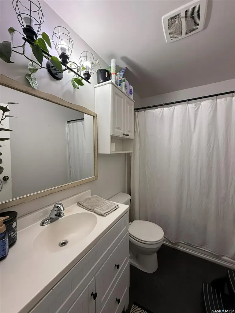 1206 2nd Avenue N Edam SK S0M 0V0