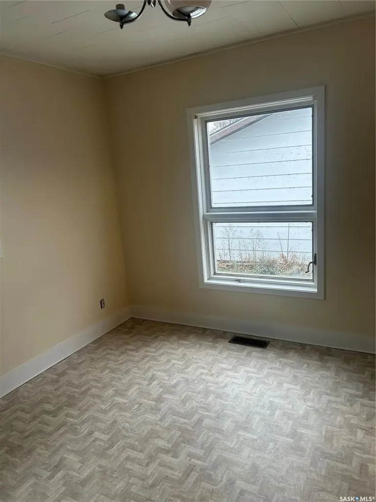 236 12th Street E Prince Albert SK S6V 0A1