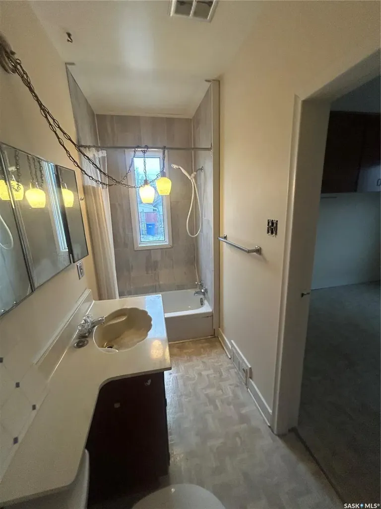 236 12th Street E Prince Albert SK S6V 0A1