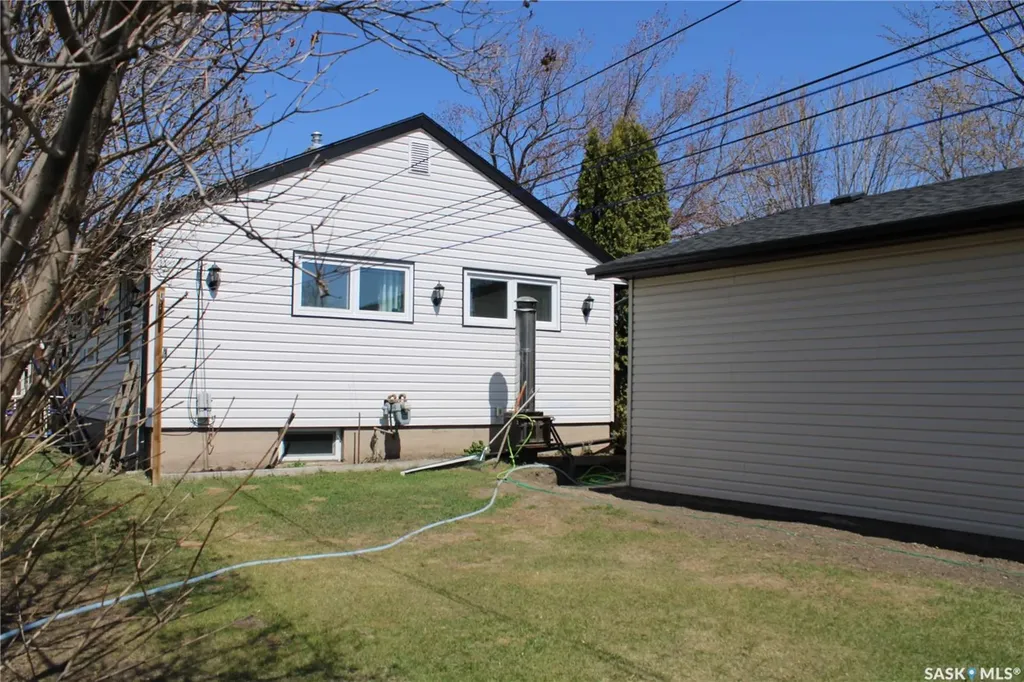 40 King Street W Yorkton SK S3N 0T8