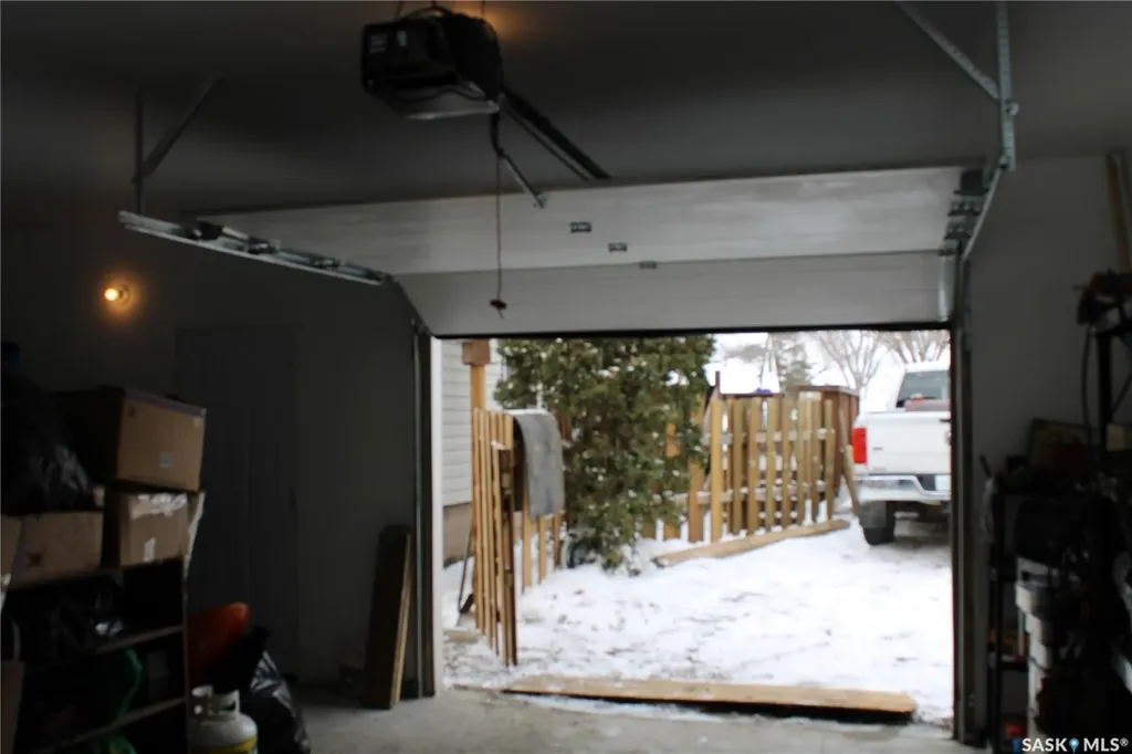 40 King Street W Yorkton SK S3N 0T8