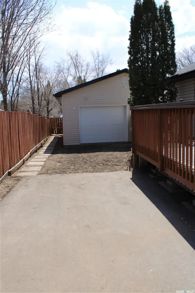 40 King Street W Yorkton SK S3N 0T8
