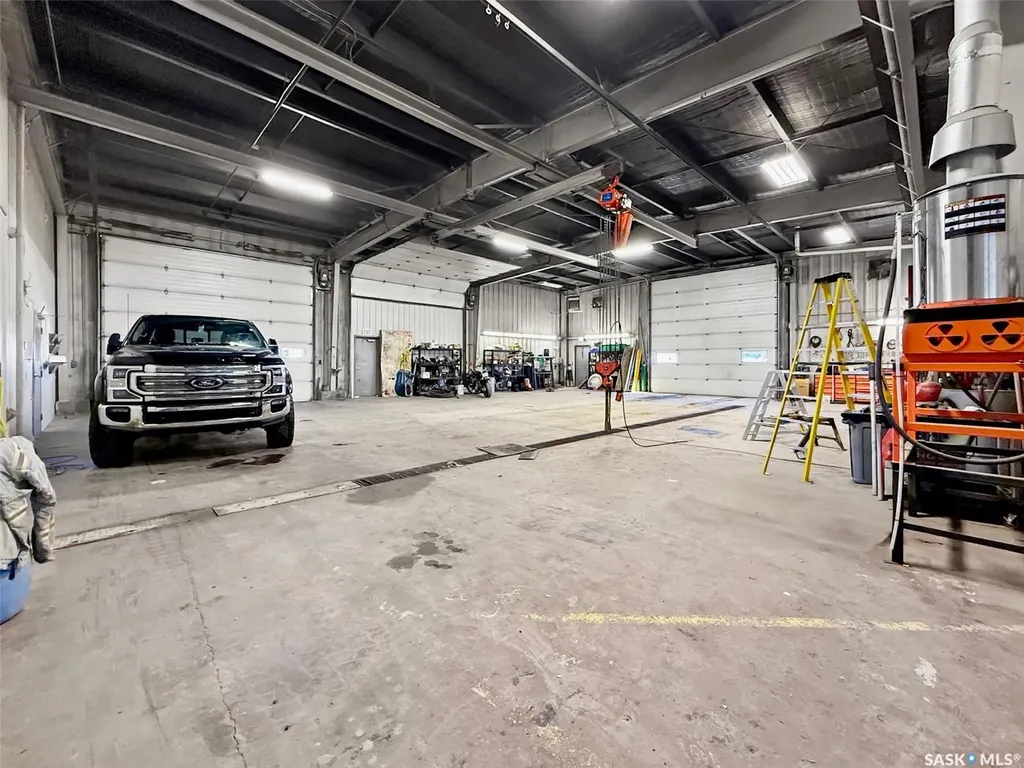 2190 South Railway Street E Swift Current SK S9H 5P3