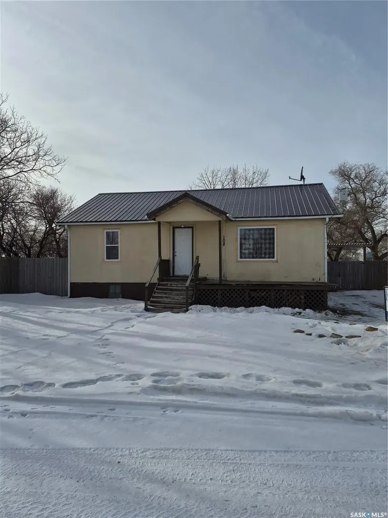108 Phillips Street Coleville SK S0L 0K0