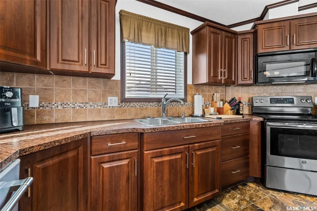 219 11 Highway Chamberlain SK S0G 0R0