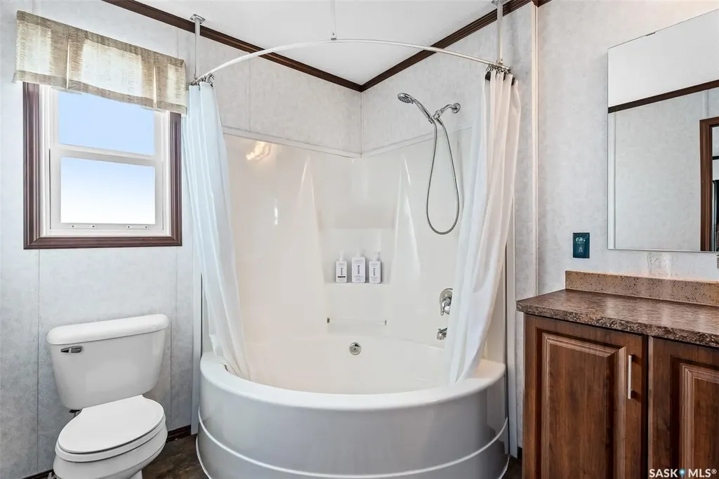 219 11 Highway Chamberlain SK S0G 0R0