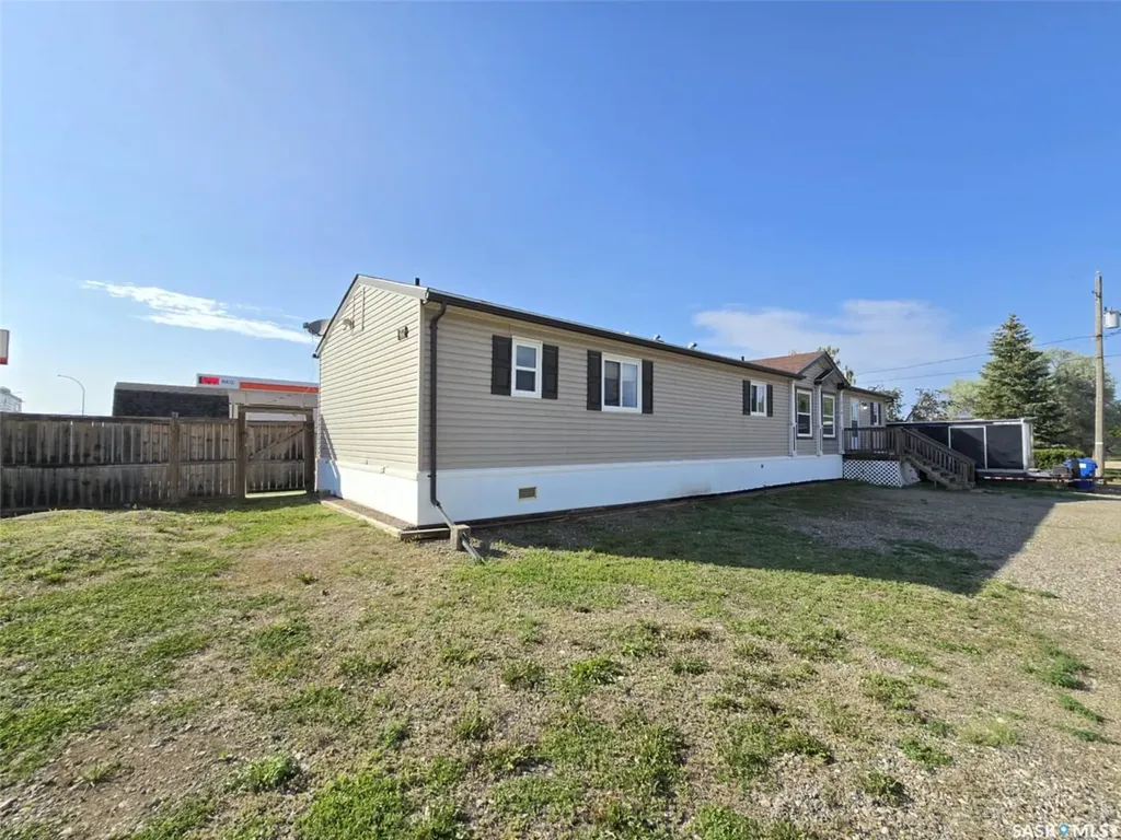 219 11 Highway Chamberlain SK S0G 0R0