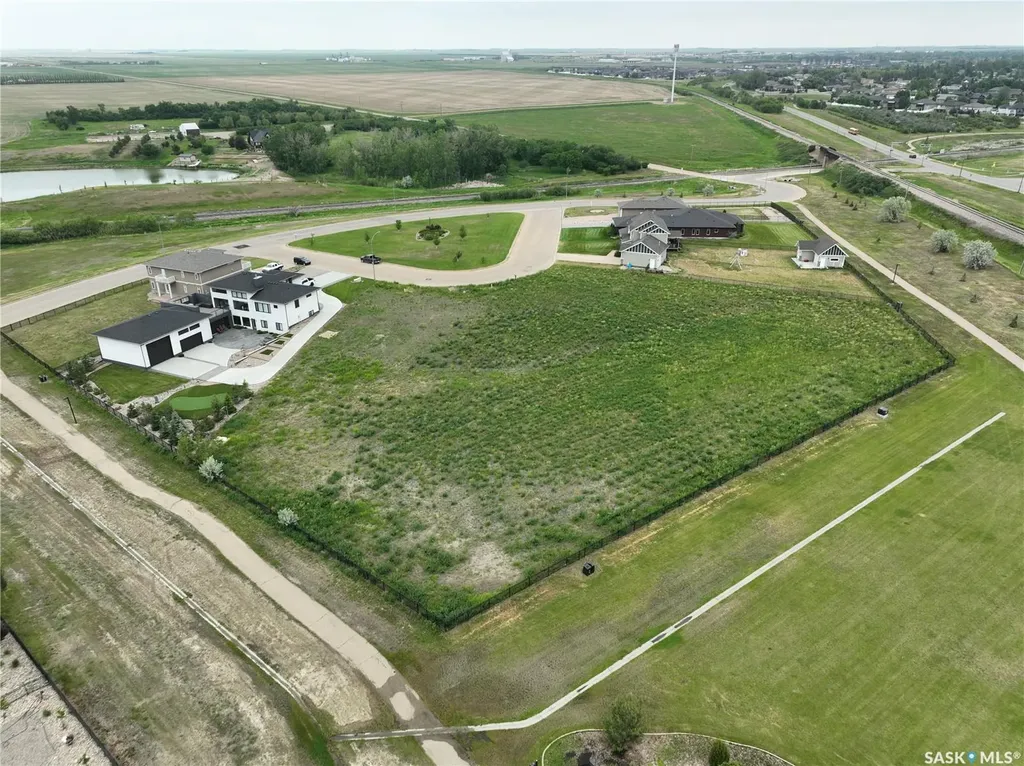 15 Iron Bridge Terrace Moose Jaw SK S6J 0B5