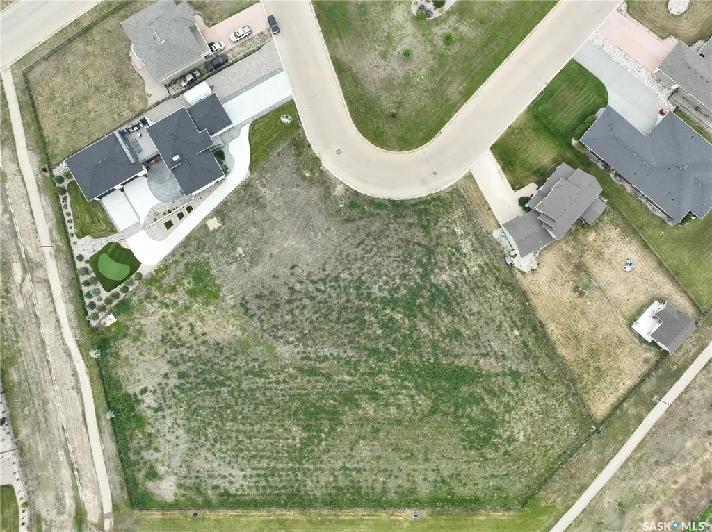 15 Iron Bridge Terrace Moose Jaw SK S6J 0B5