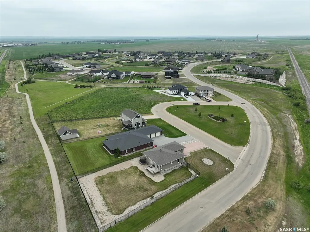 15 Iron Bridge Terrace Moose Jaw SK S6J 0B5