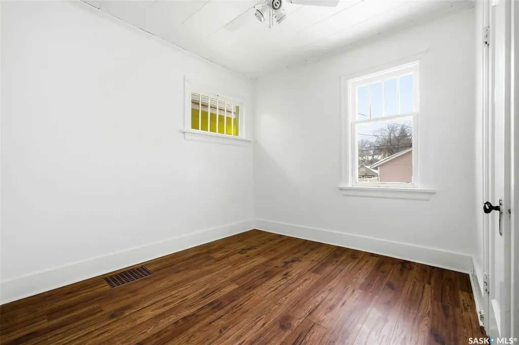1421 Princess Street Regina SK S4T 3Z2