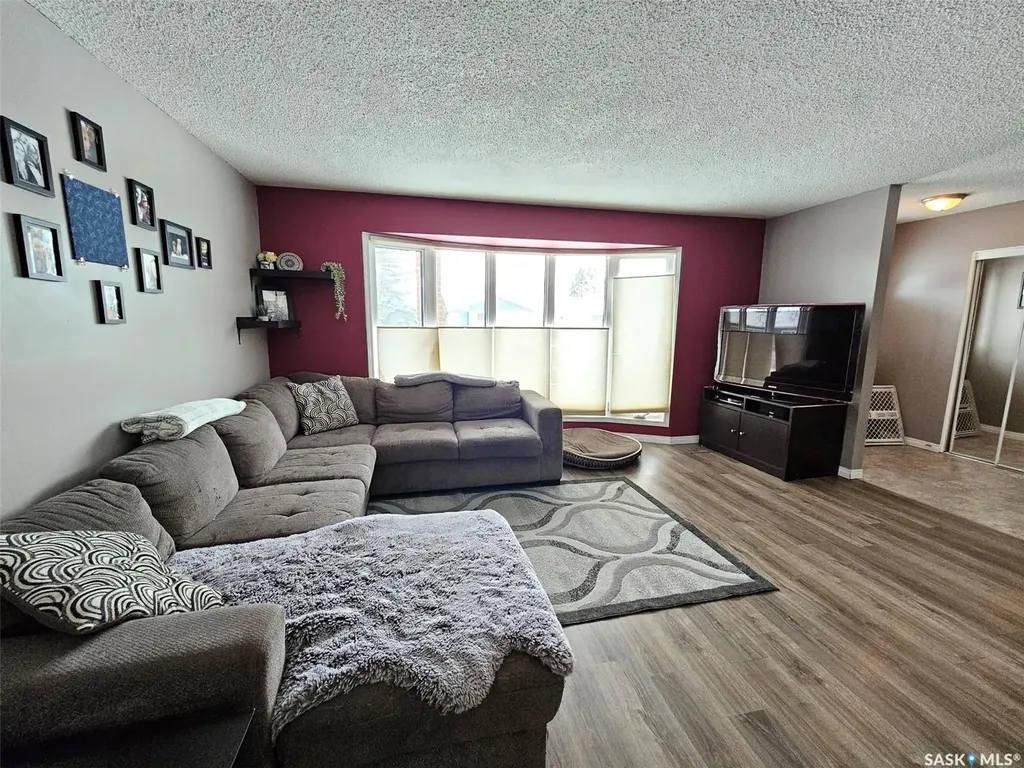 35 Mountain Drive Carlyle SK S0C 0R0