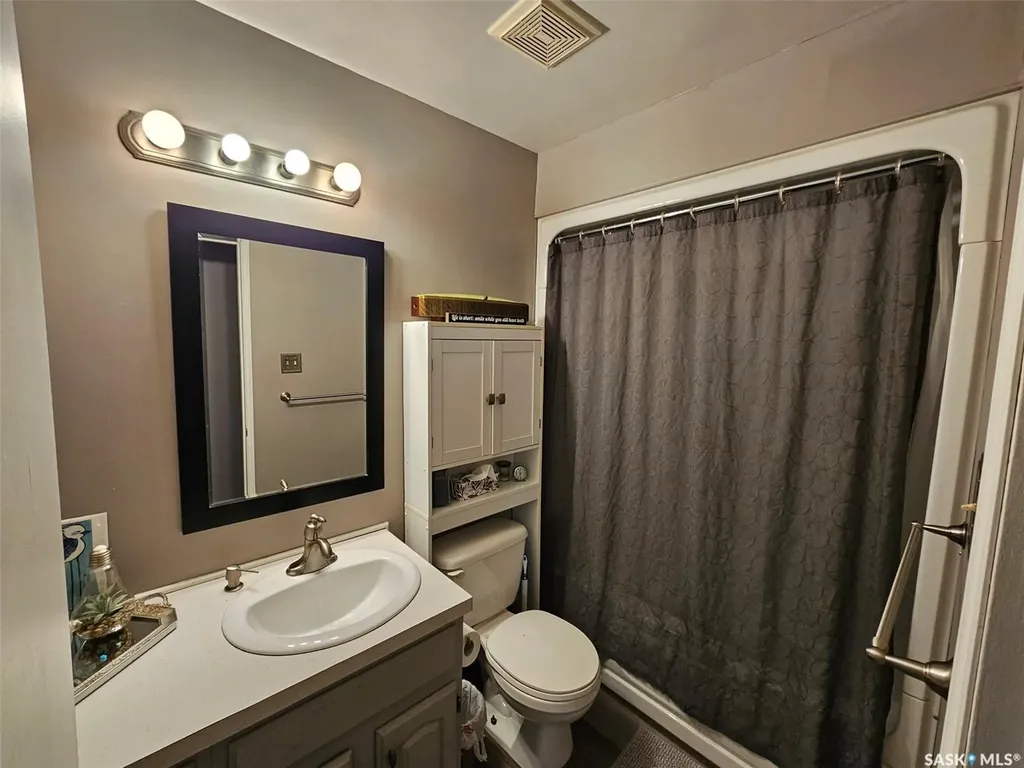 35 Mountain Drive Carlyle SK S0C 0R0