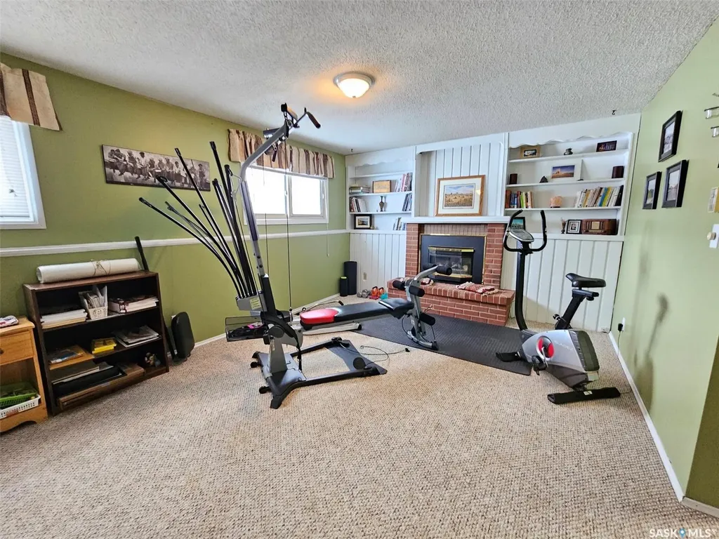 35 Mountain Drive Carlyle SK S0C 0R0