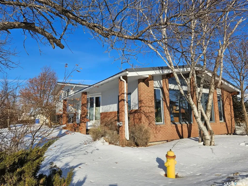 35 Mountain Drive Carlyle SK S0C 0R0