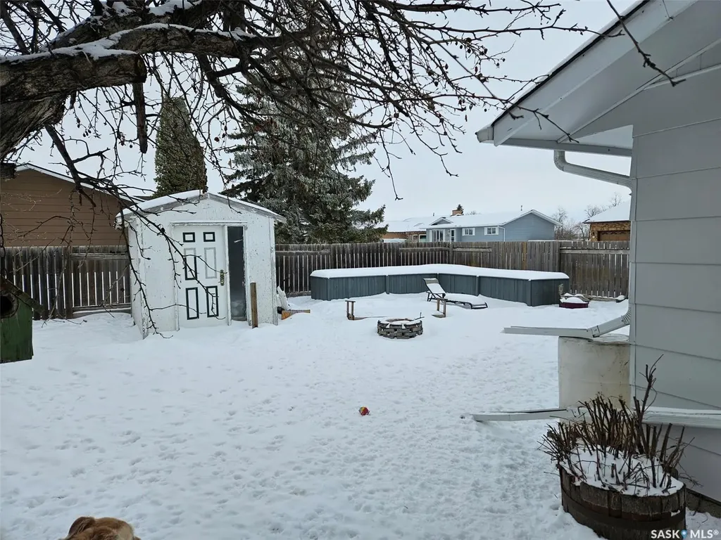 35 Mountain Drive Carlyle SK S0C 0R0