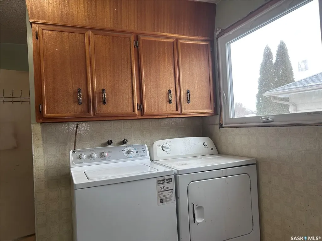 1523 Thorn Crescent Estevan SK S4A 1V7