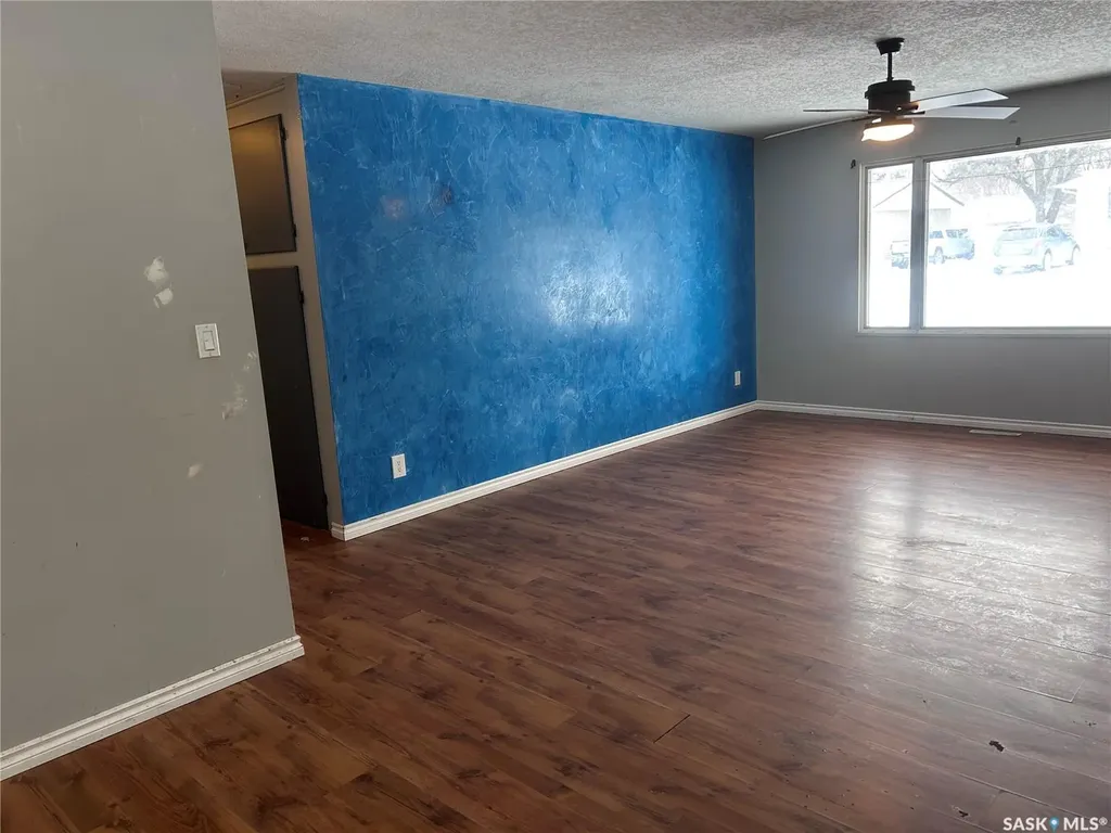 1523 Thorn Crescent Estevan SK S4A 1V7