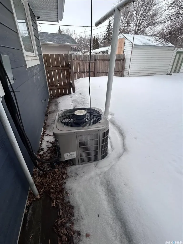 1523 Thorn Crescent Estevan SK S4A 1V7