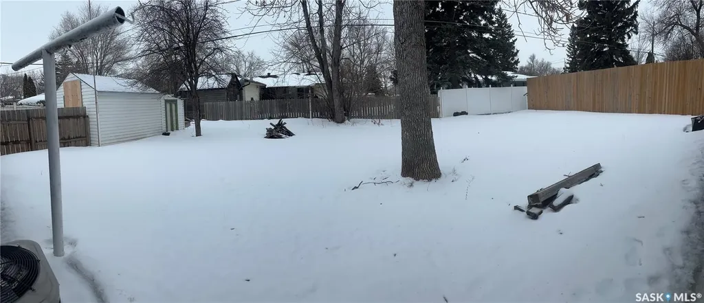 1523 Thorn Crescent Estevan SK S4A 1V7