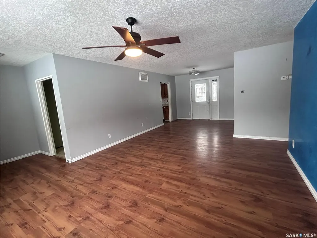 1523 Thorn Crescent Estevan SK S4A 1V7