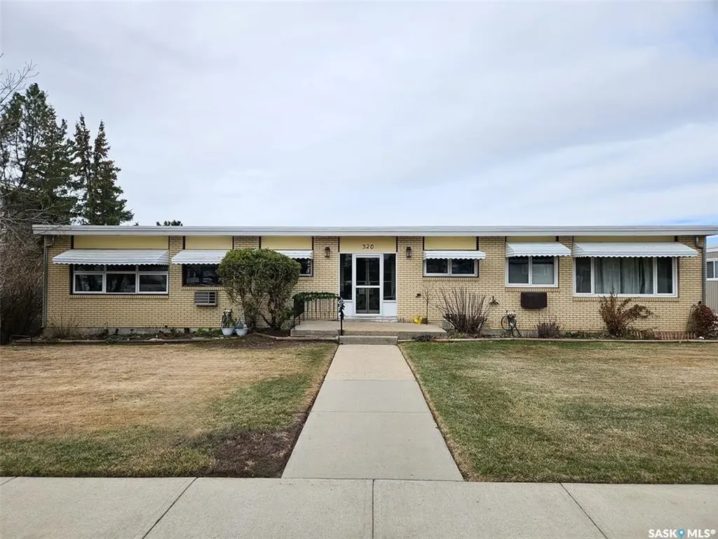 320 13th Avenue NE Swift Current SK S9H 2V9