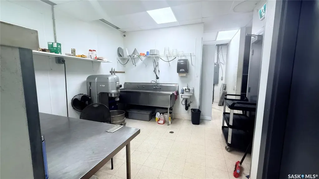 205 115th Street E Saskatoon SK S7N 2E3