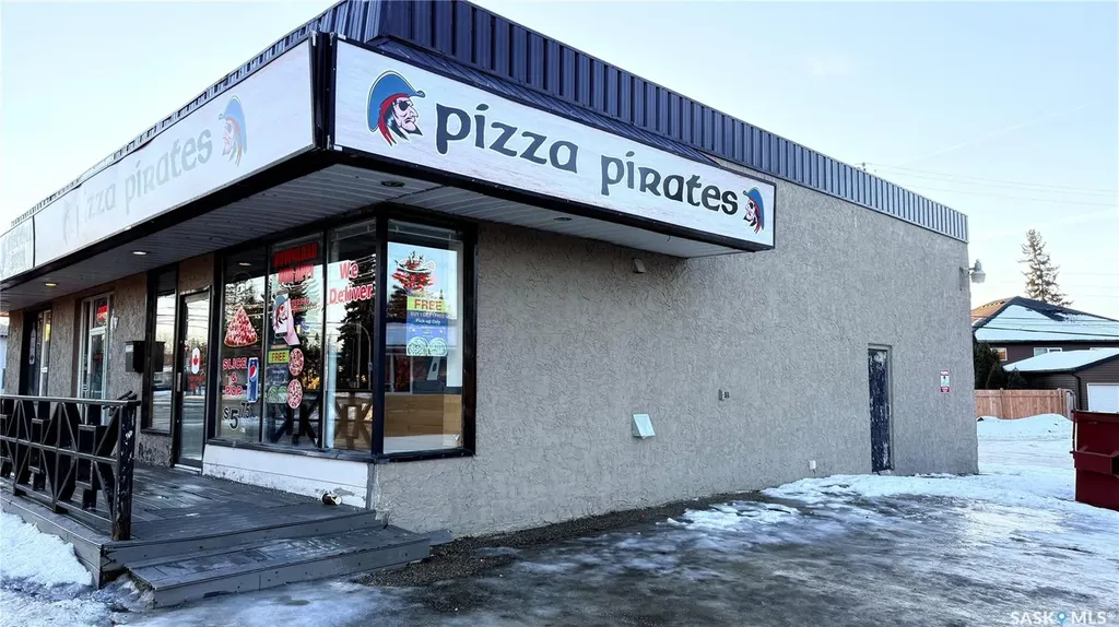 205 115th Street E Saskatoon SK S7N 2E3