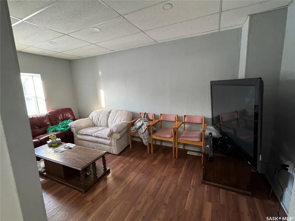 722 / 724 Desmond Street Grenfell SK S0G 2B0